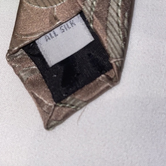 Men Pierre Cardin Gold silk tie - Picture 5 of 6